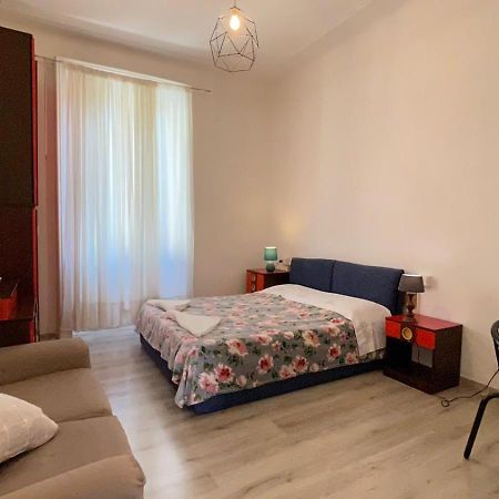 Room In The City Center - Stanza In Centro Citta Милано Екстериор снимка