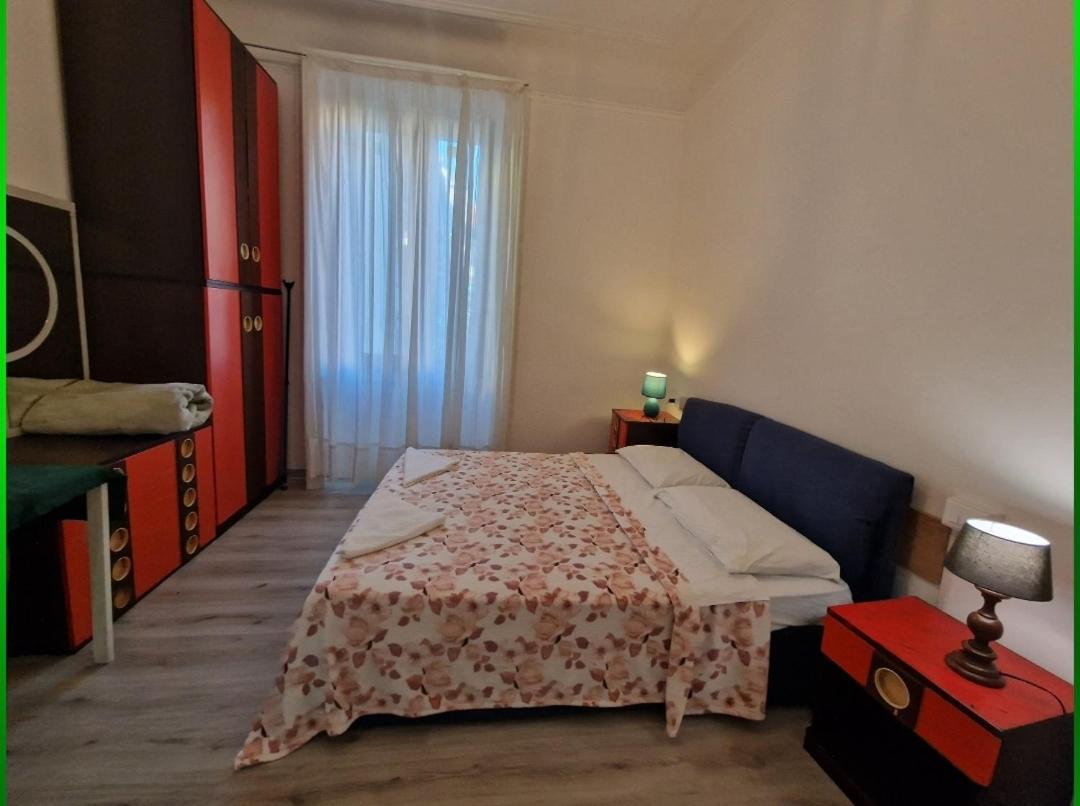 Room In The City Center - Stanza In Centro Citta Милано Екстериор снимка
