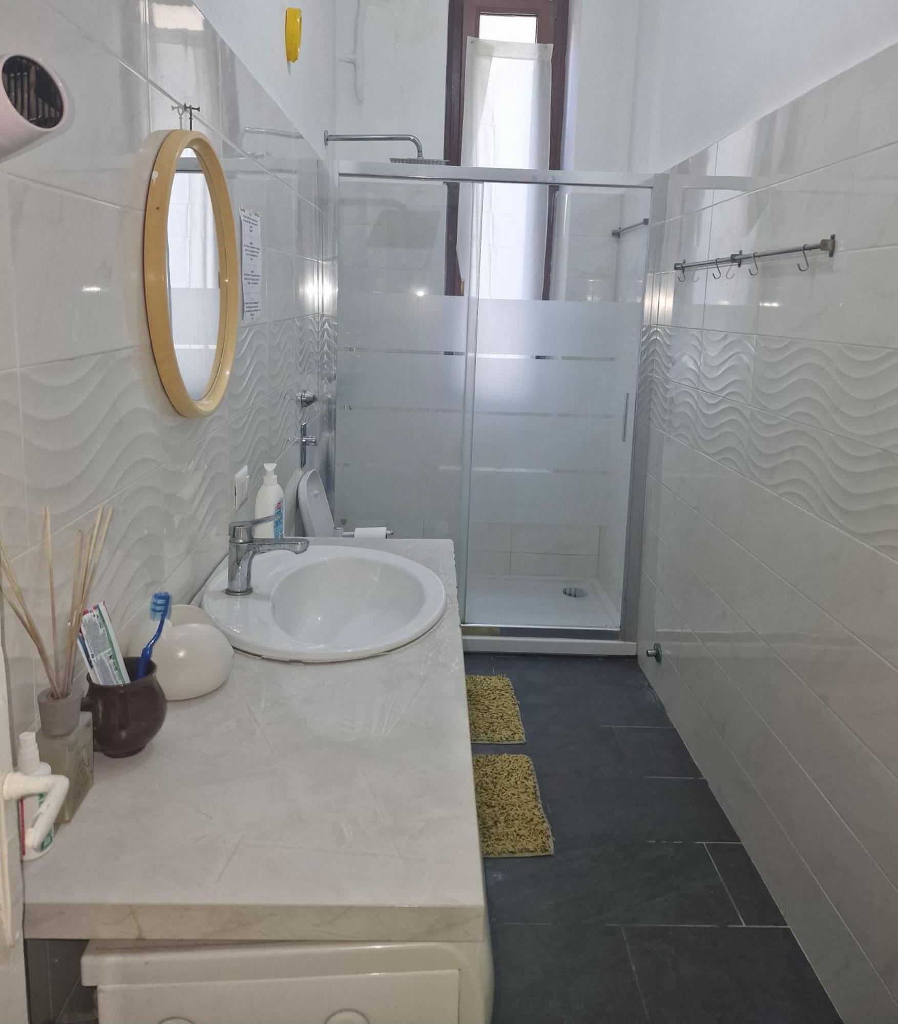 Room In The City Center - Stanza In Centro Citta Милано Екстериор снимка